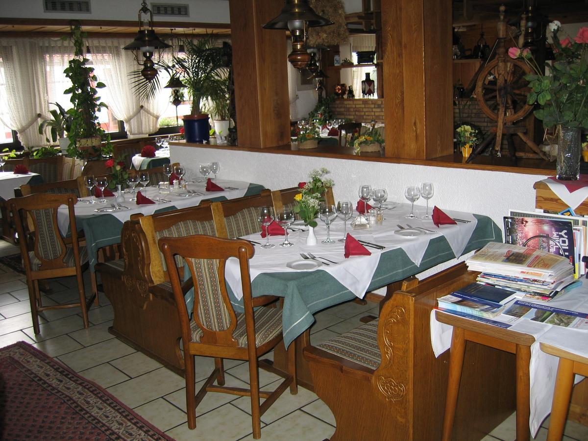 Hotel-Restaurant-Pfaelzer-Stuben Bruchmühlbach-Miesau Exterior foto