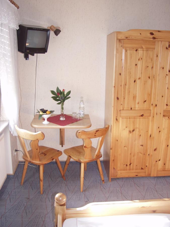 Hotel-Restaurant-Pfaelzer-Stuben Bruchmühlbach-Miesau Habitación foto