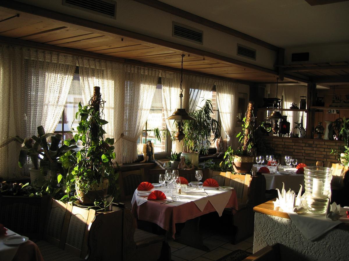 Hotel-Restaurant-Pfaelzer-Stuben Bruchmühlbach-Miesau Exterior foto