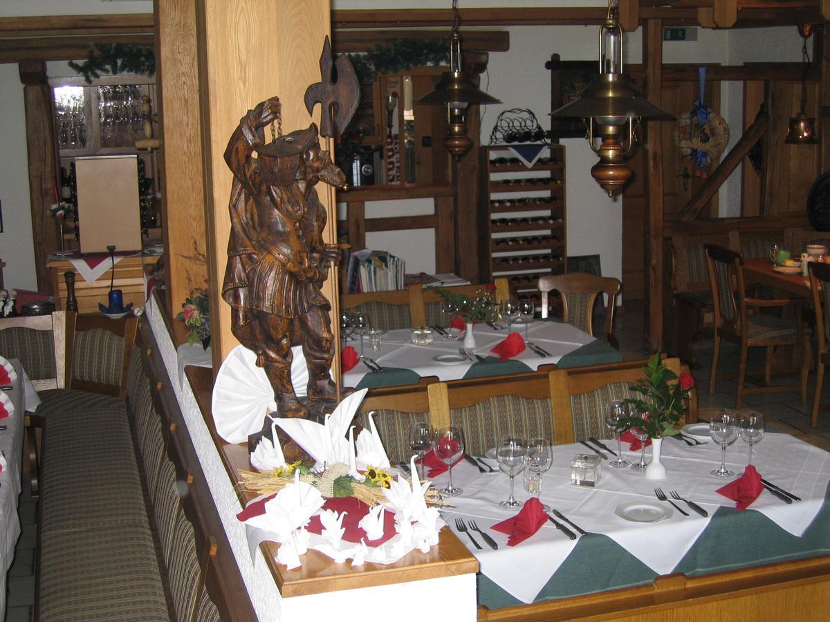 Hotel-Restaurant-Pfaelzer-Stuben Bruchmühlbach-Miesau Exterior foto