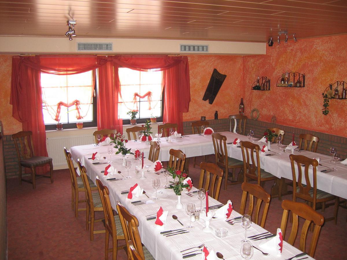 Hotel-Restaurant-Pfaelzer-Stuben Bruchmühlbach-Miesau Exterior foto
